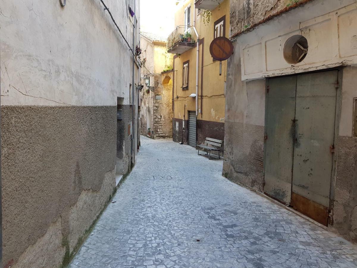 La Dimora Di Ares Vila Formia Exterior foto